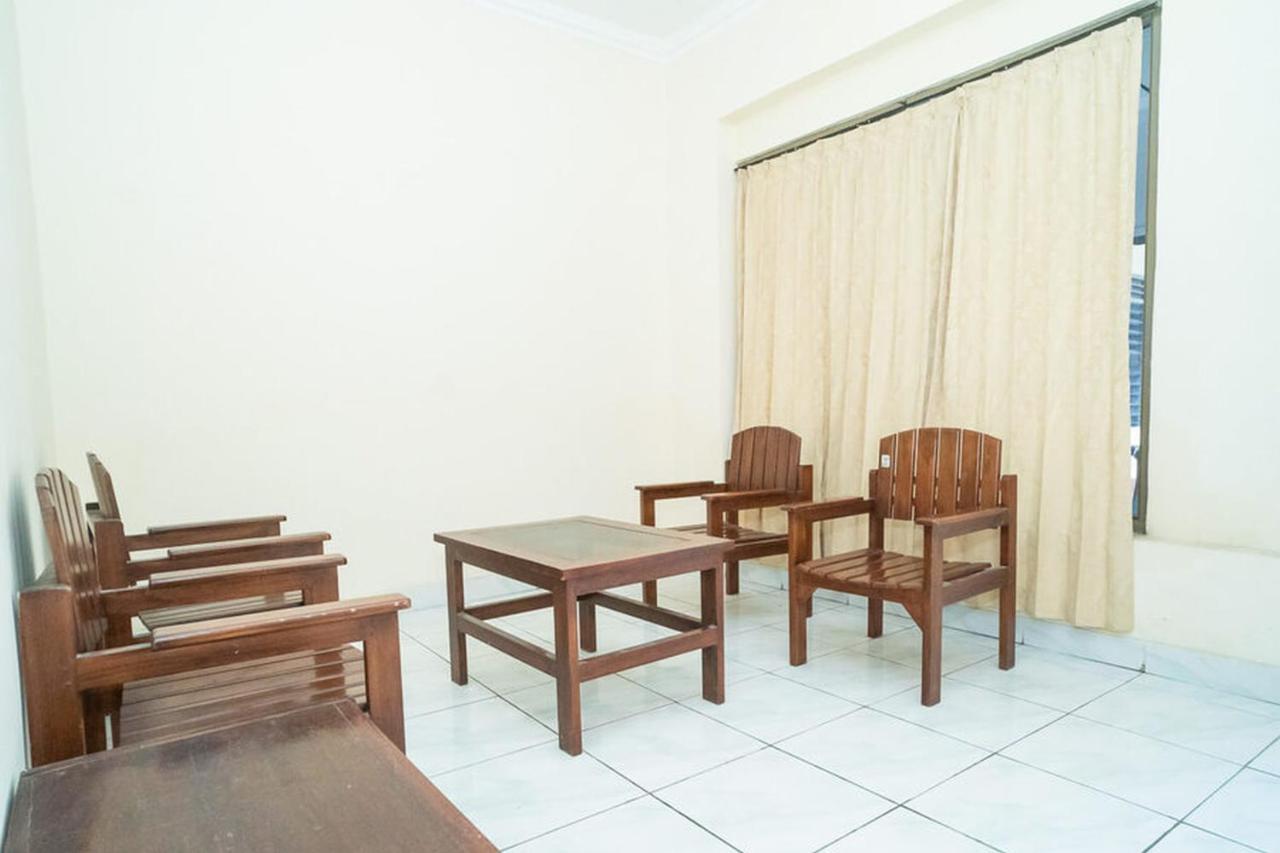 Reddoorz Near Kampus 3 Uty Yogyakarta Ξενοδοχείο Εξωτερικό φωτογραφία