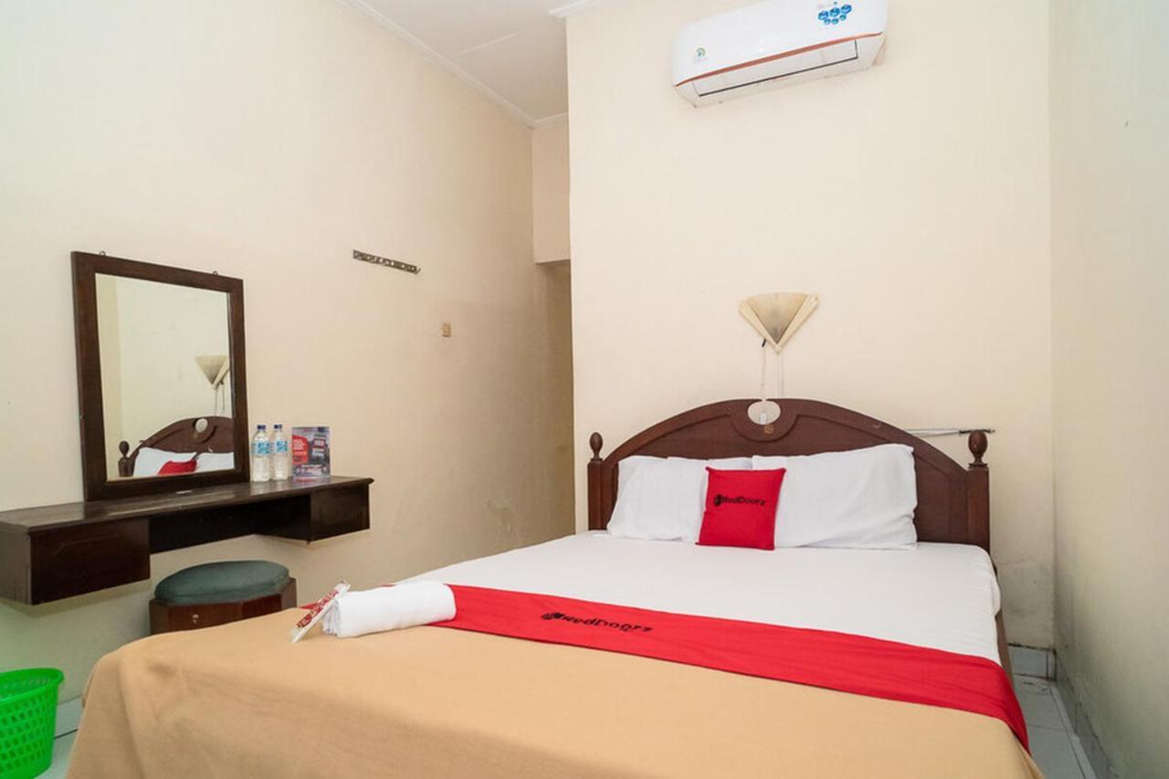 Reddoorz Near Kampus 3 Uty Yogyakarta Ξενοδοχείο Εξωτερικό φωτογραφία
