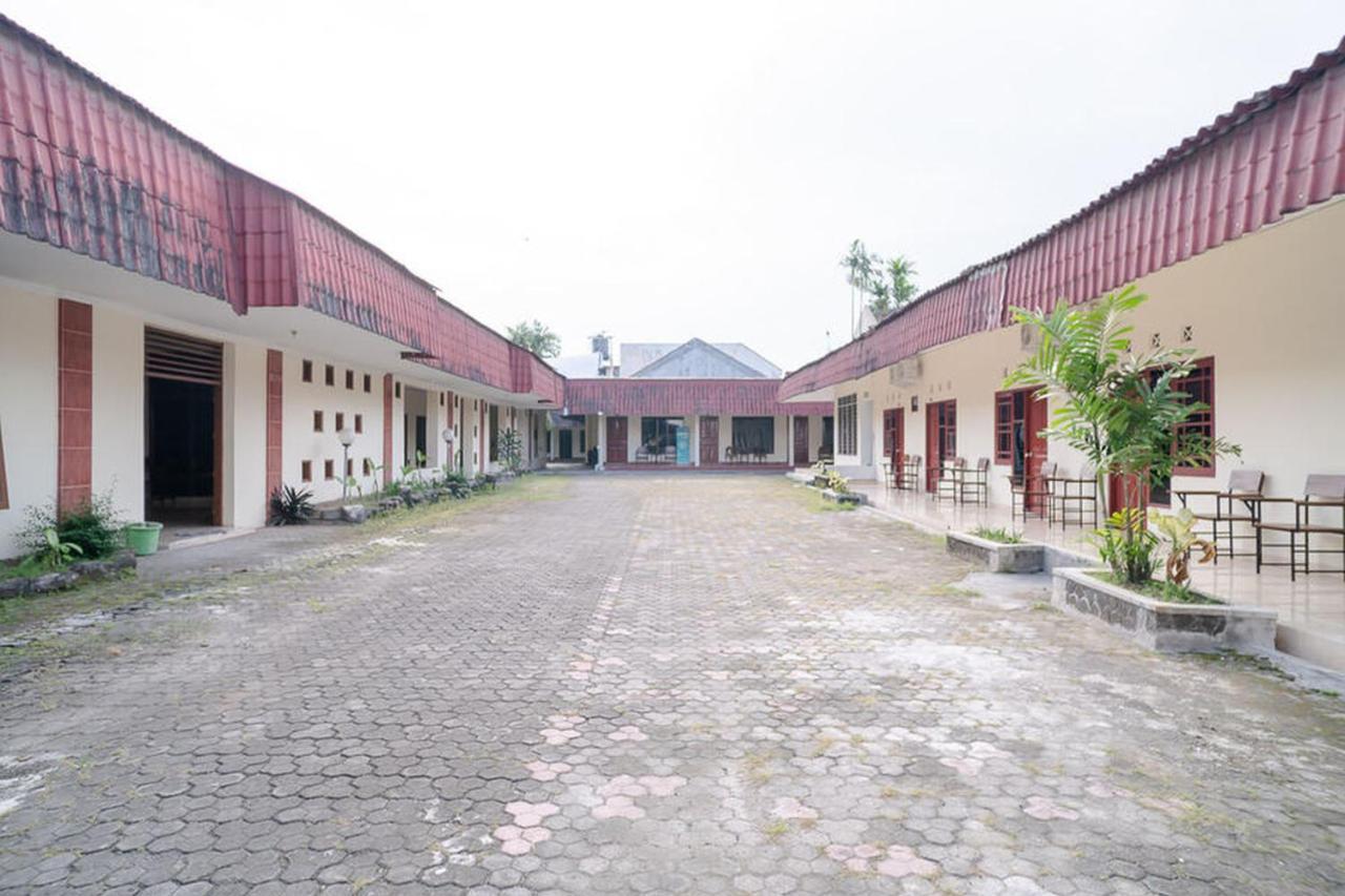 Reddoorz Near Kampus 3 Uty Yogyakarta Ξενοδοχείο Εξωτερικό φωτογραφία