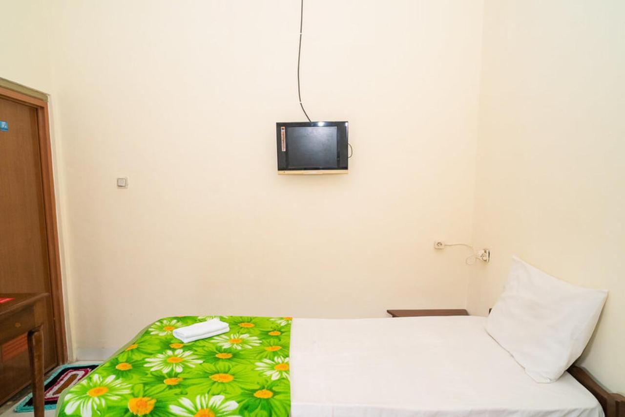 Reddoorz Near Kampus 3 Uty Yogyakarta Ξενοδοχείο Εξωτερικό φωτογραφία