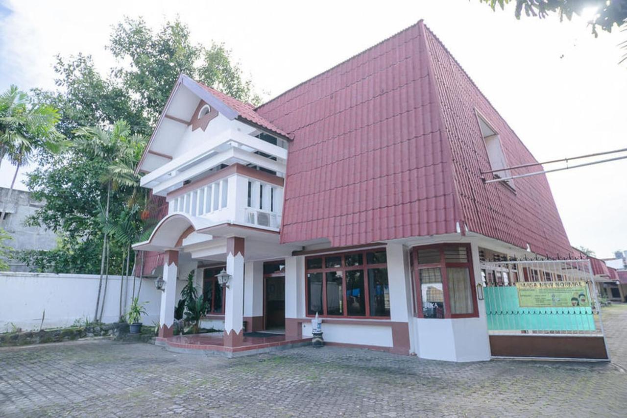 Reddoorz Near Kampus 3 Uty Yogyakarta Ξενοδοχείο Εξωτερικό φωτογραφία